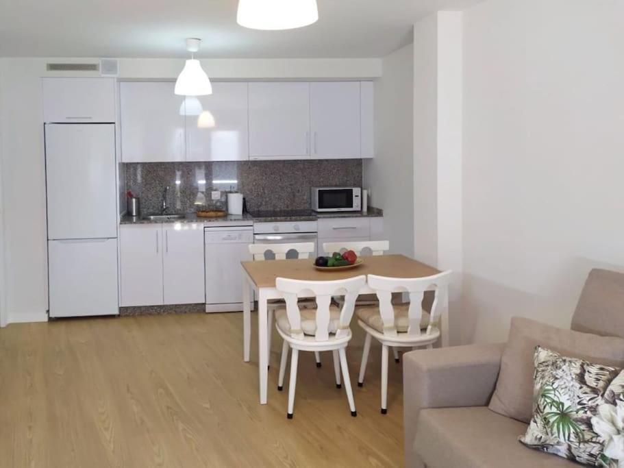 0143 Apartamento Nuevo Y Centrico Vigo Bagian luar foto
