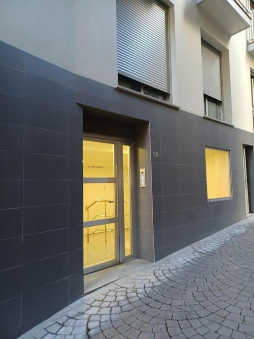 0143 Apartamento Nuevo Y Centrico Vigo Bagian luar foto
